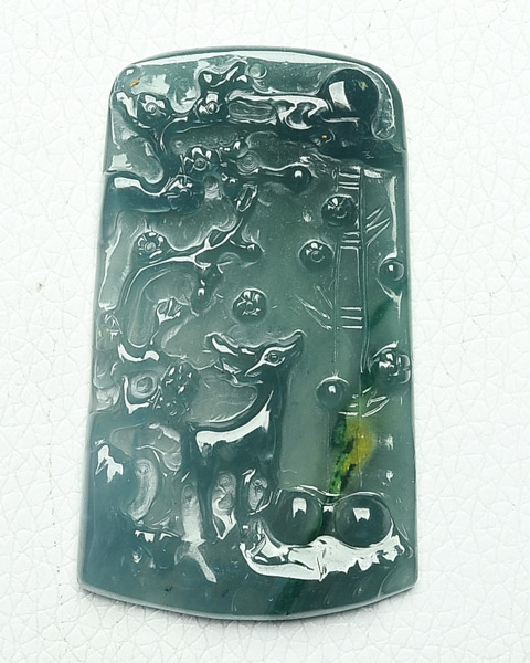 梅鹿争春