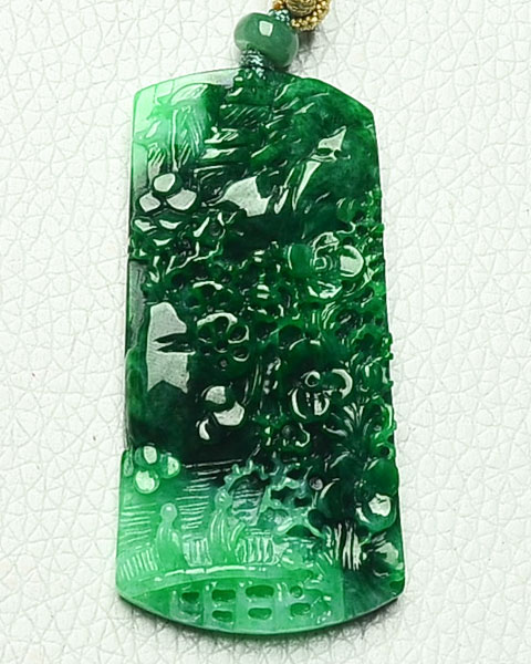 翠色欲流