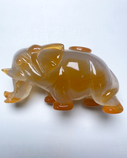 黄金铸象