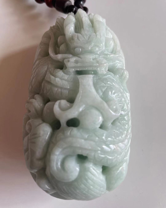 游龙戏珠
