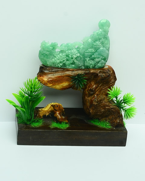 层峦叠翠