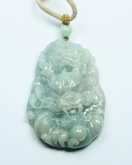 龙行天下