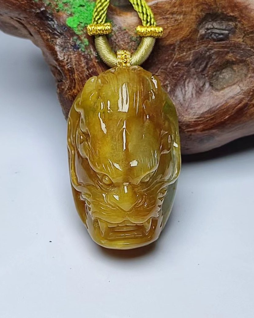 神龙护主