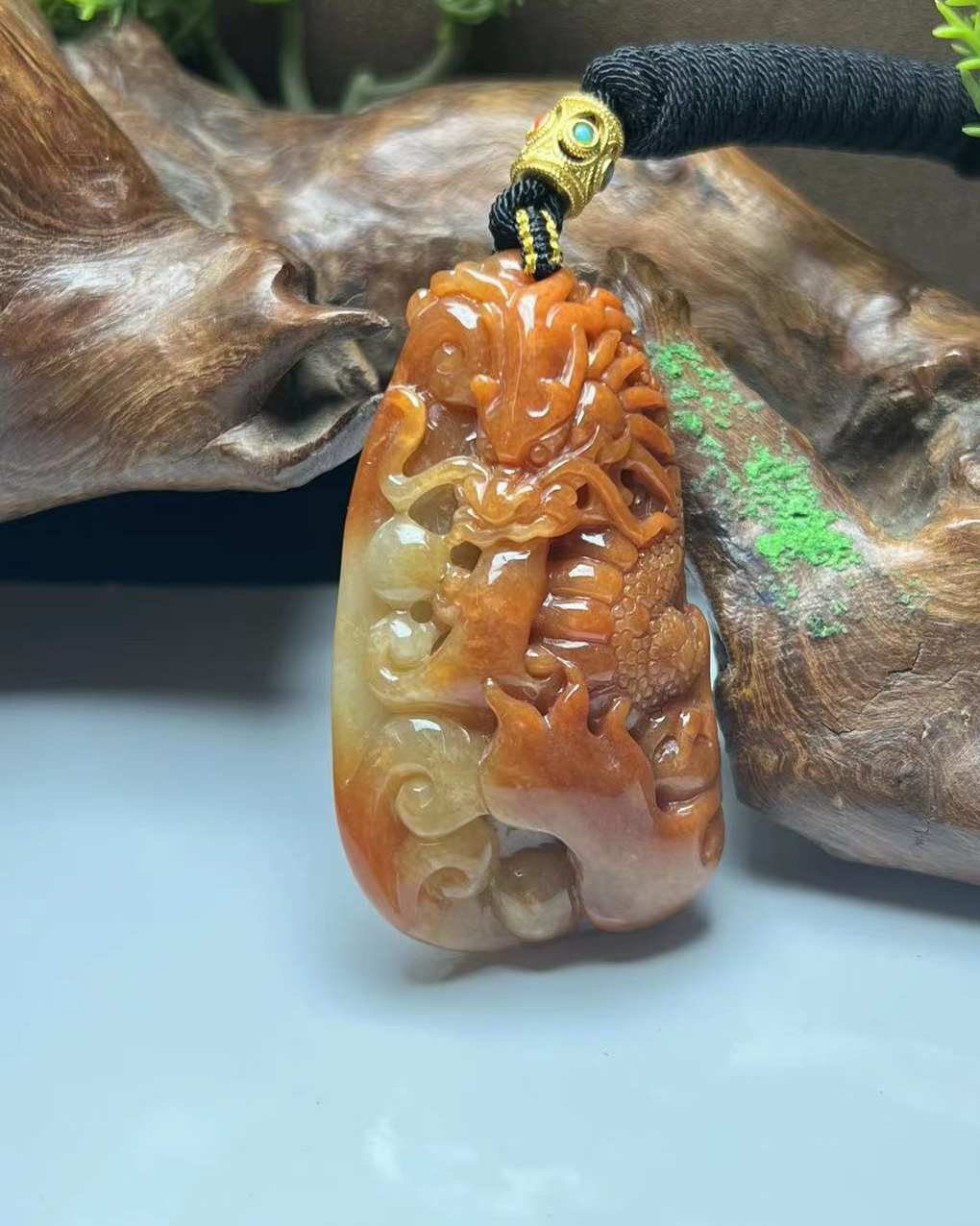 龙行天下
