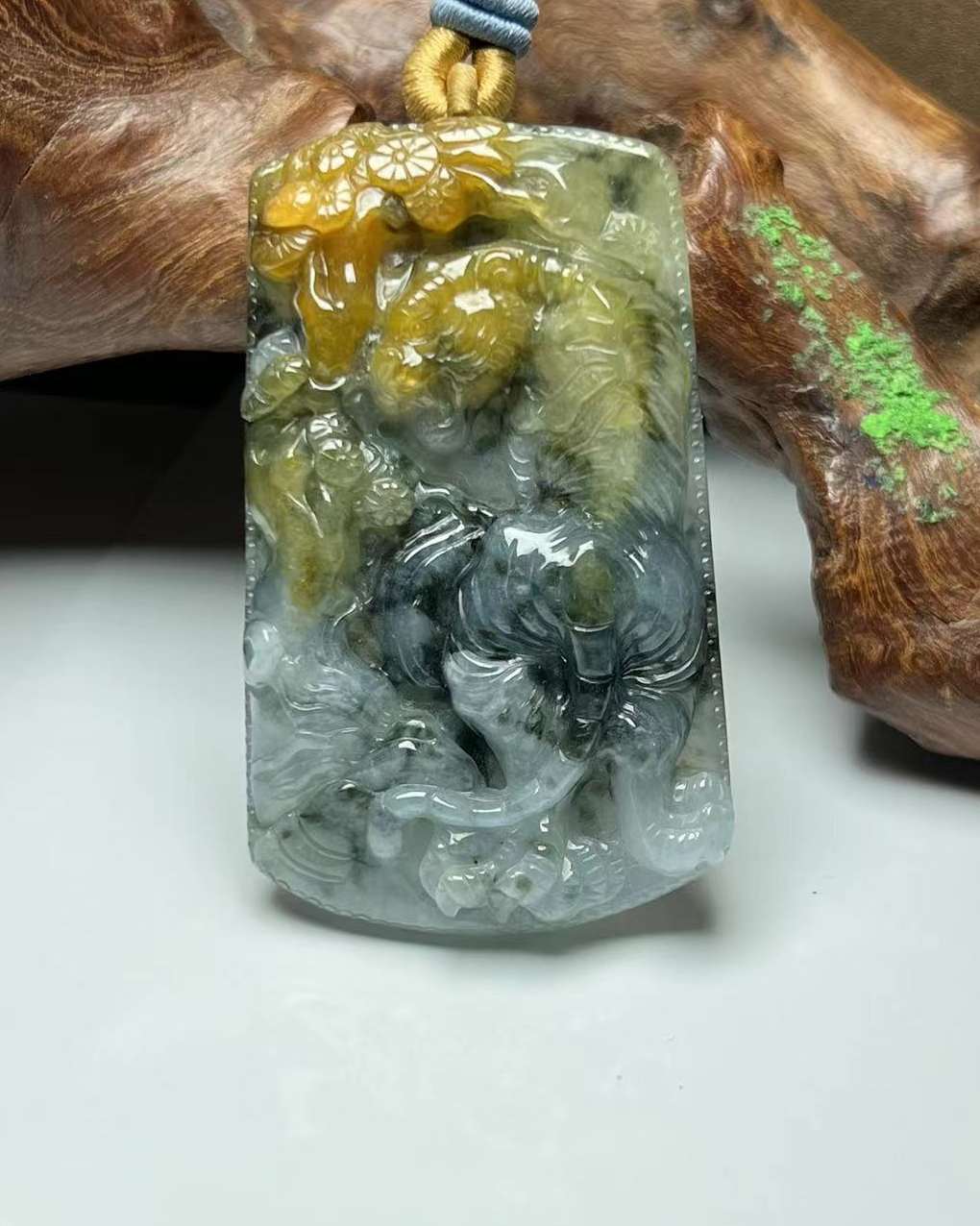 虎虎生威