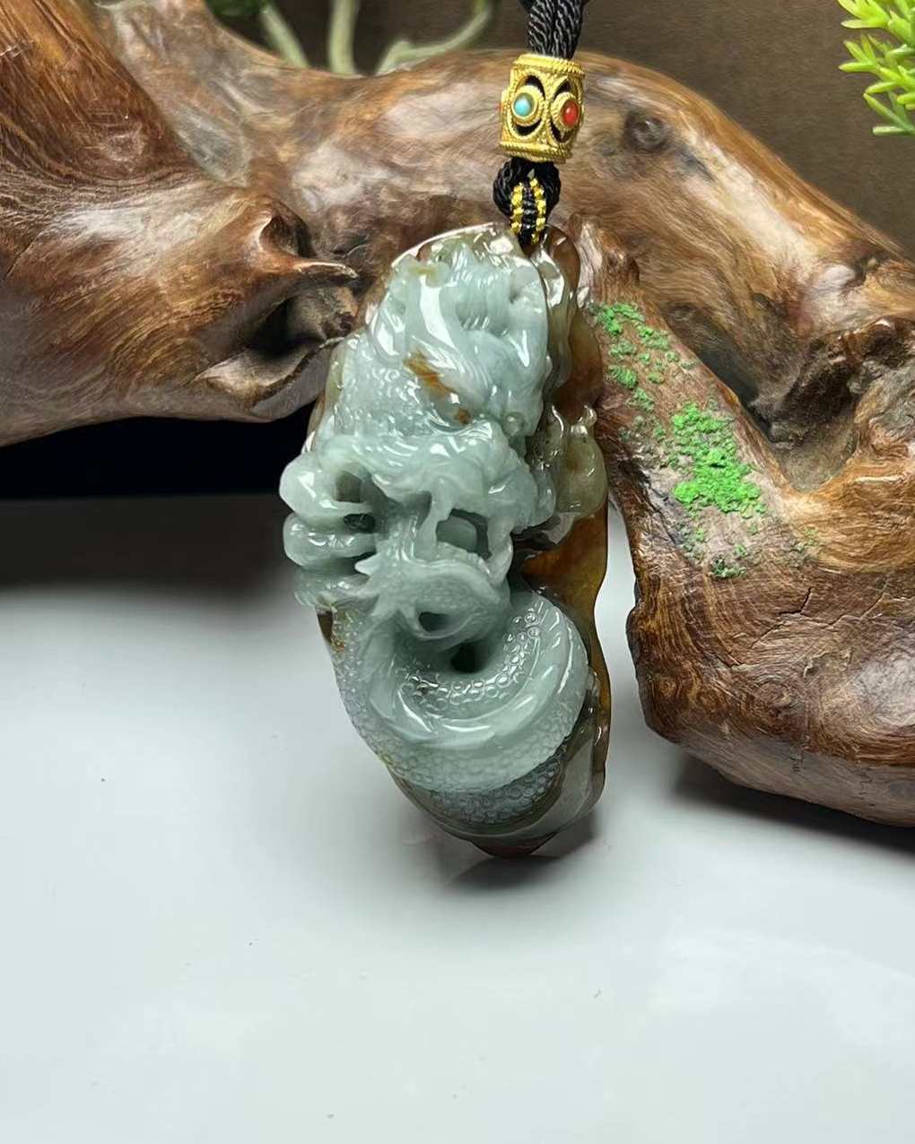 龙行天下