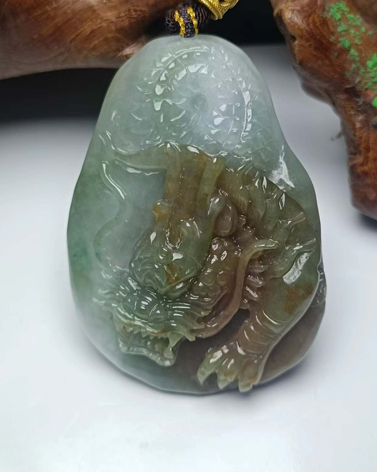 龙行天下