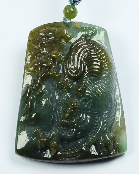 虎虎生威
