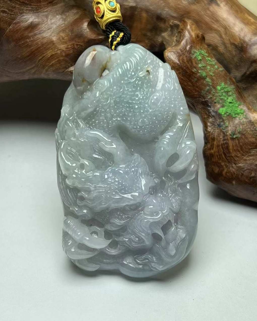 龙行天下
