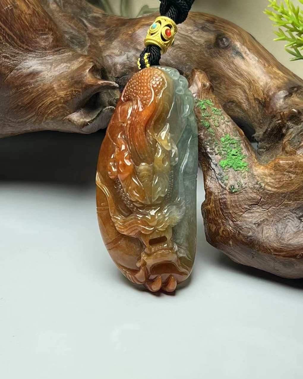 龙行天下
