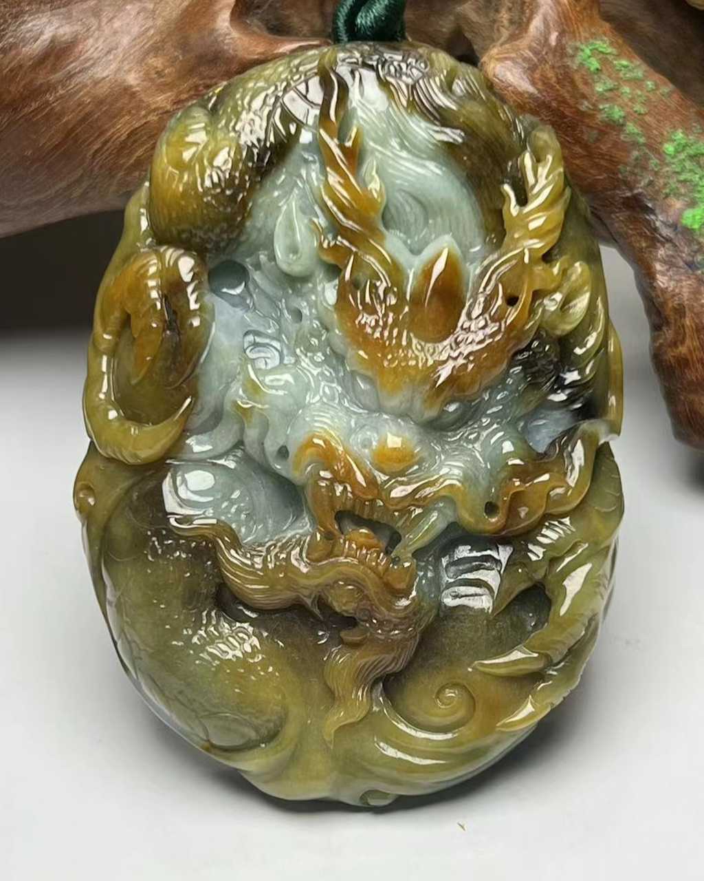 龙行天下