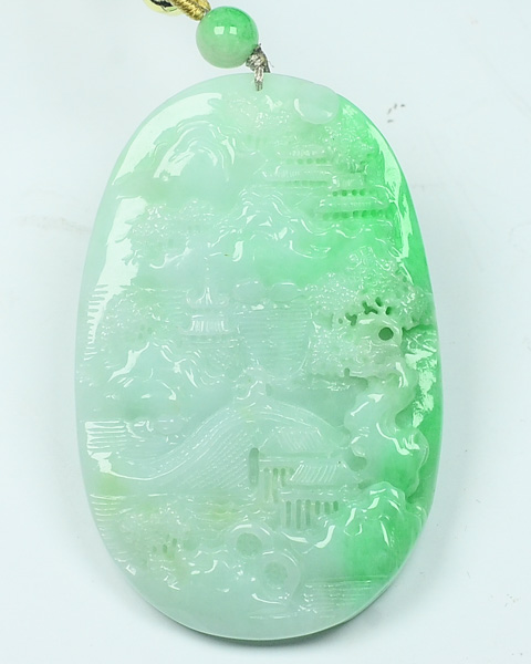 翠绿青山