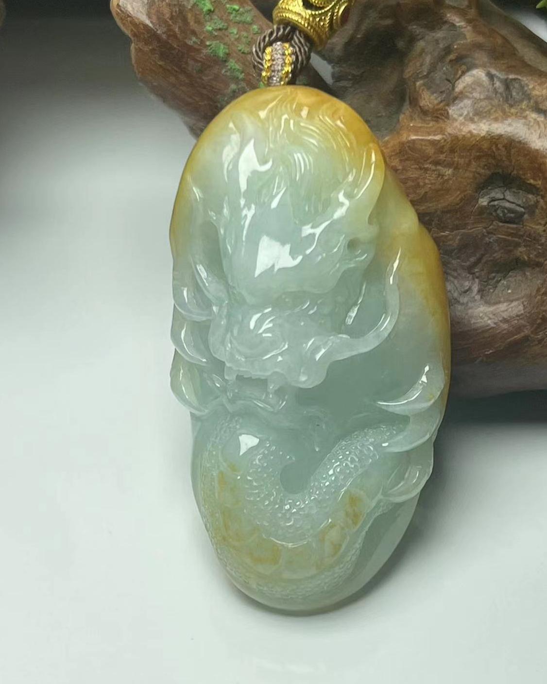 龙行天下