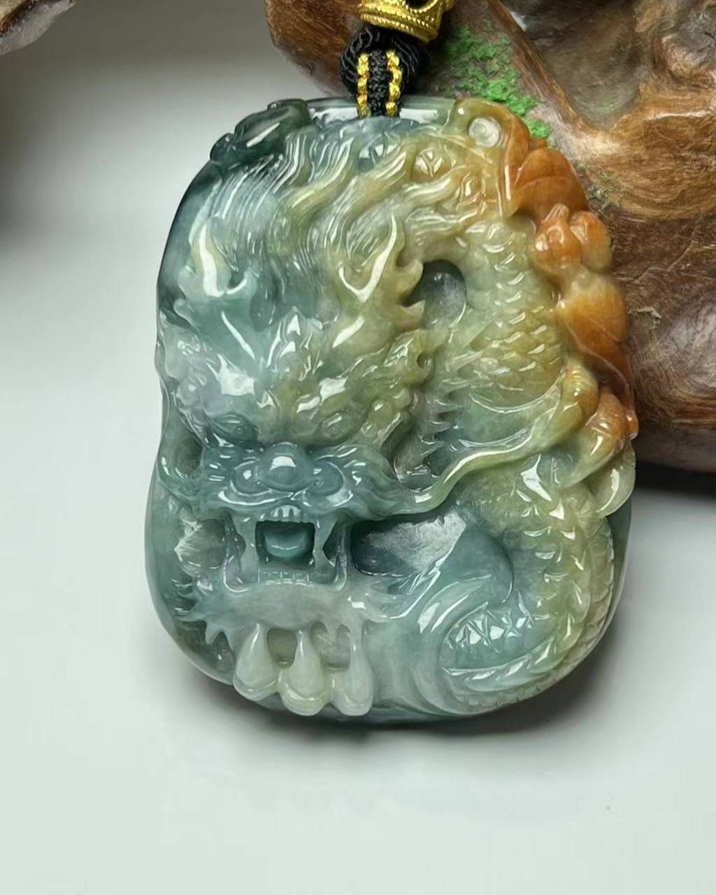 龙腾四海