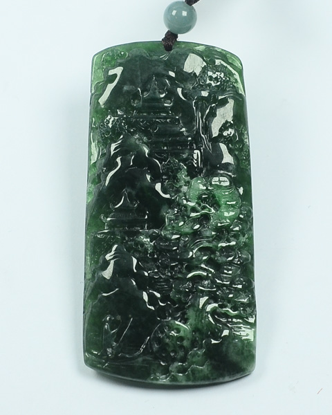 翠绿青山