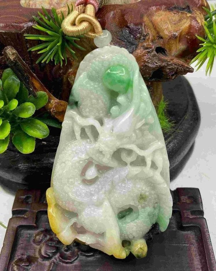 龙行天下