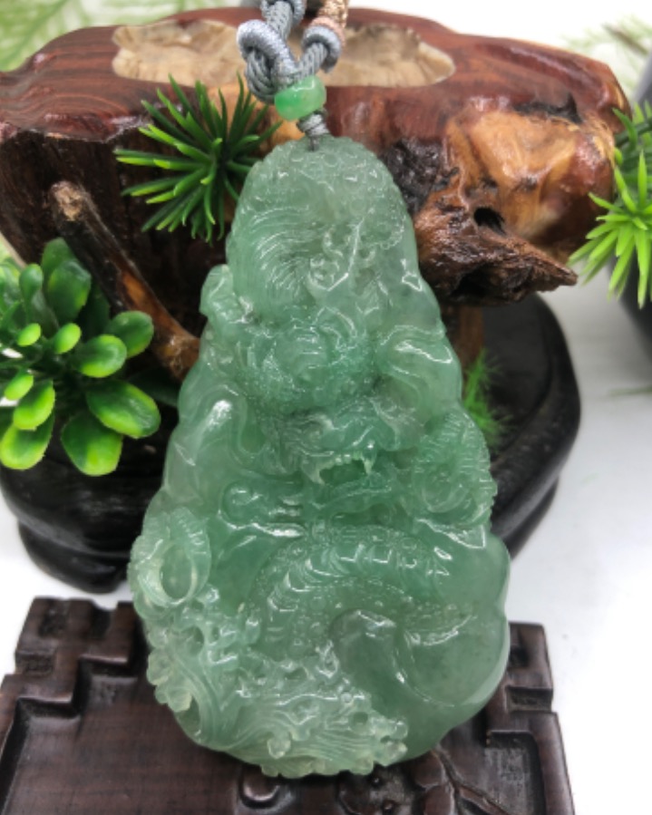龙行天下