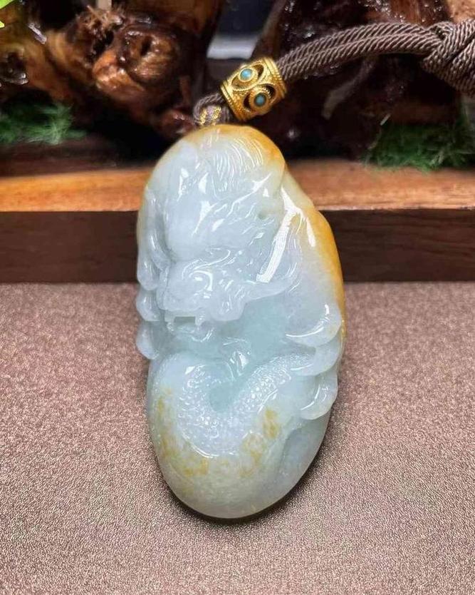 神龙护主