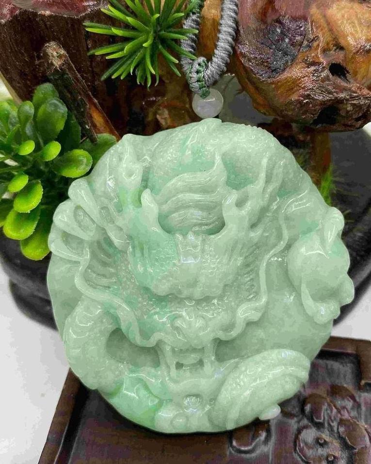 龙行天下
