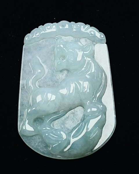 虎虎生威
