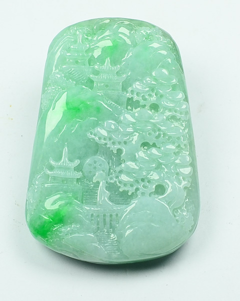 翠绿青山