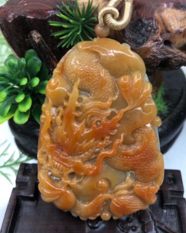 龙行天下