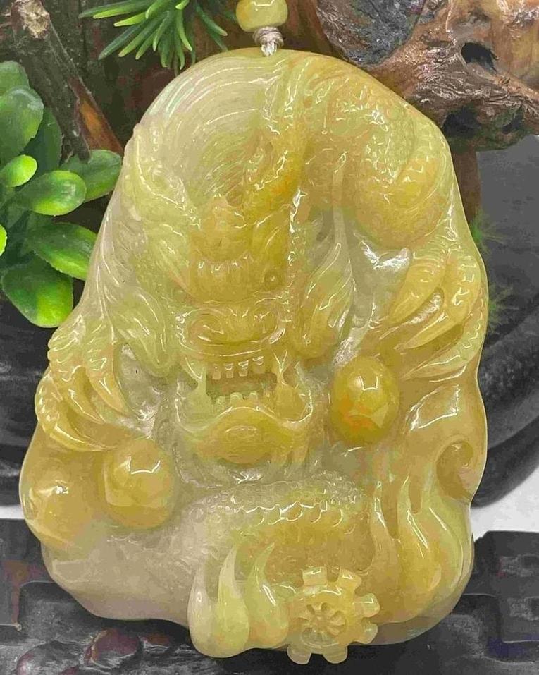 龙行天下
