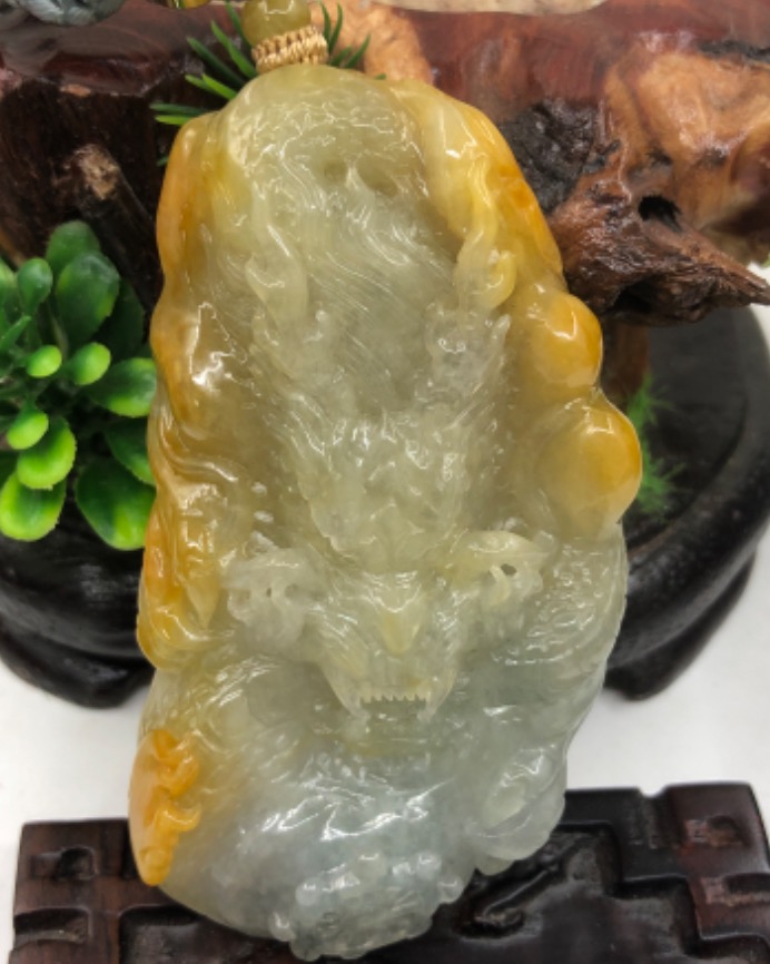 龙行天下
