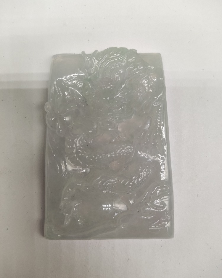 龙行天下