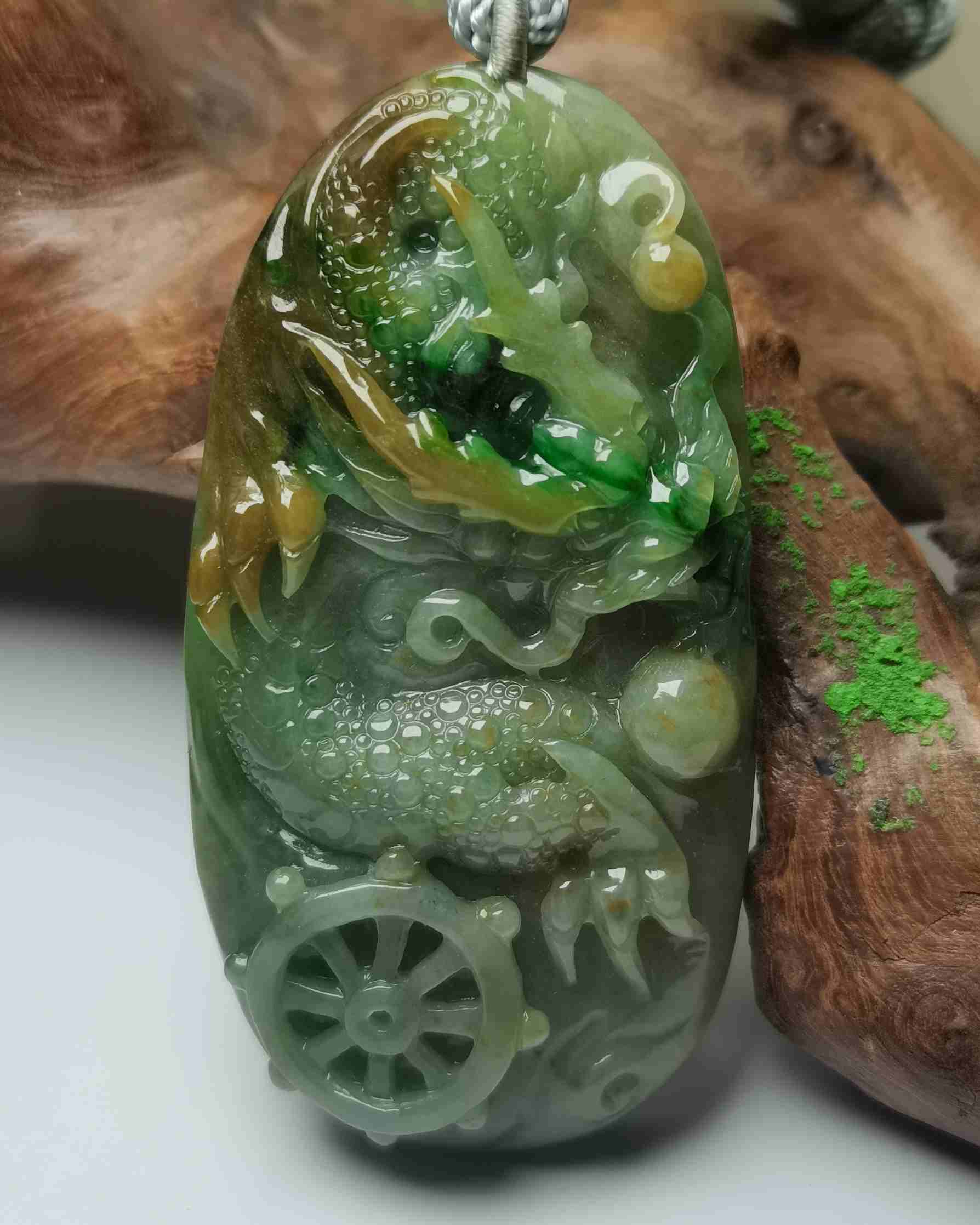 龙腾四海