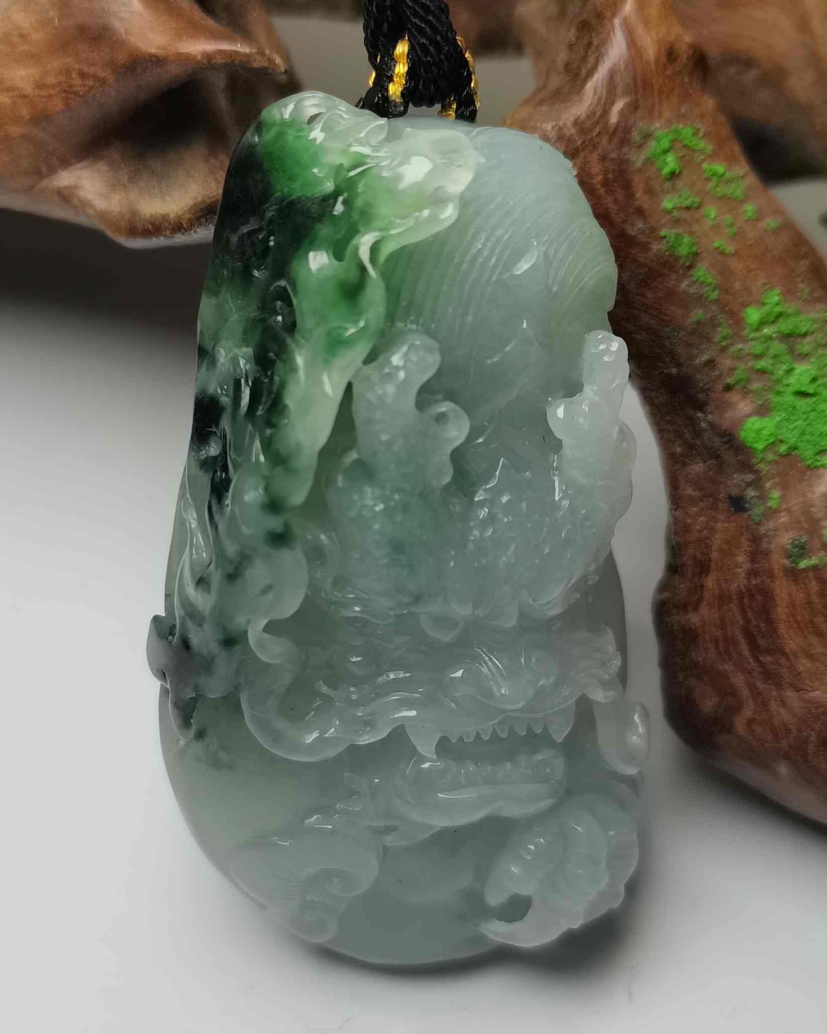 龙腾四海
