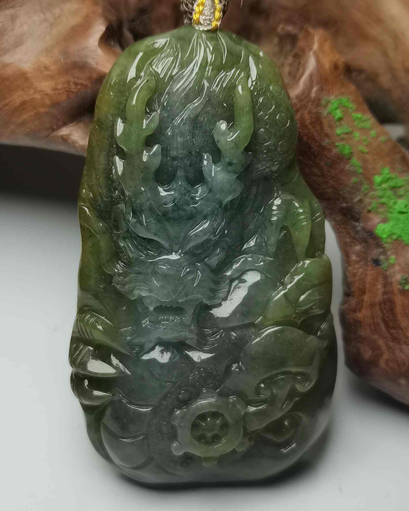 龙行天下