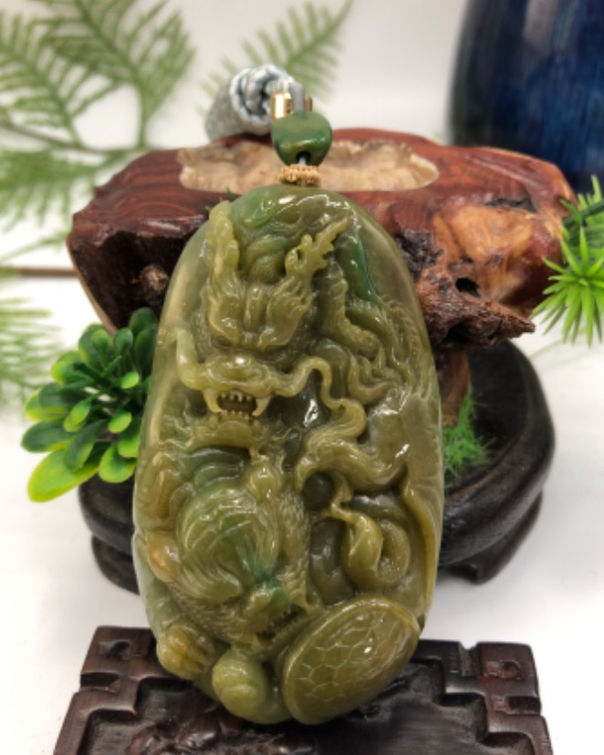 威震四方