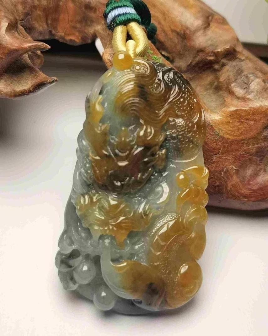 龙腾四海
