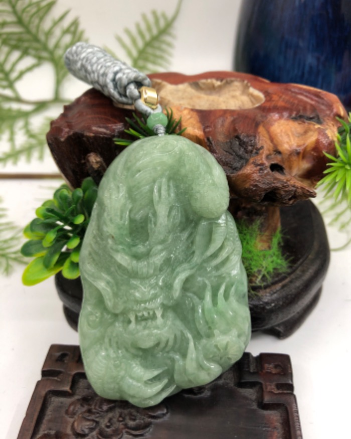 龙行天下