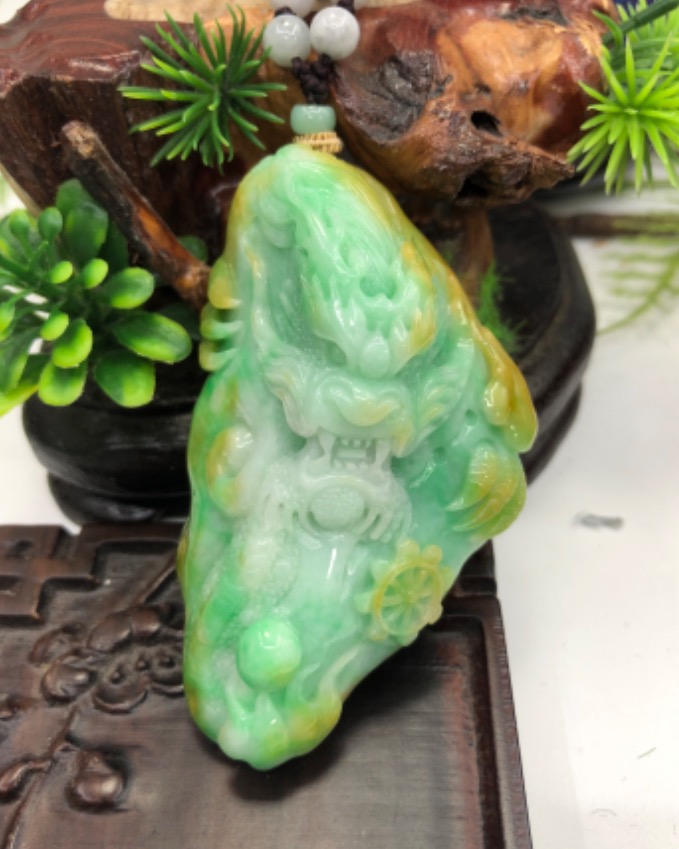 龙行天下