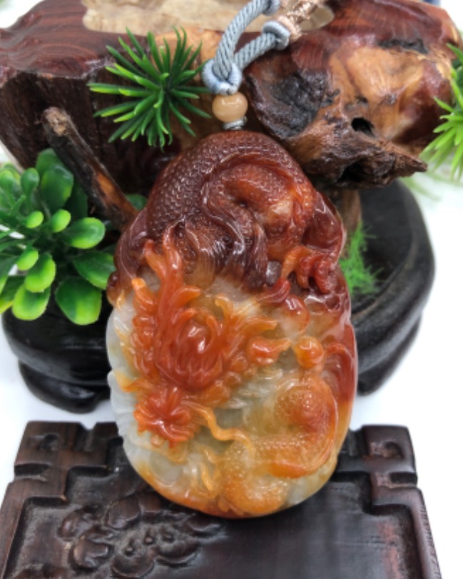 龙行天下
