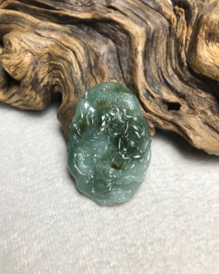 龙行天下