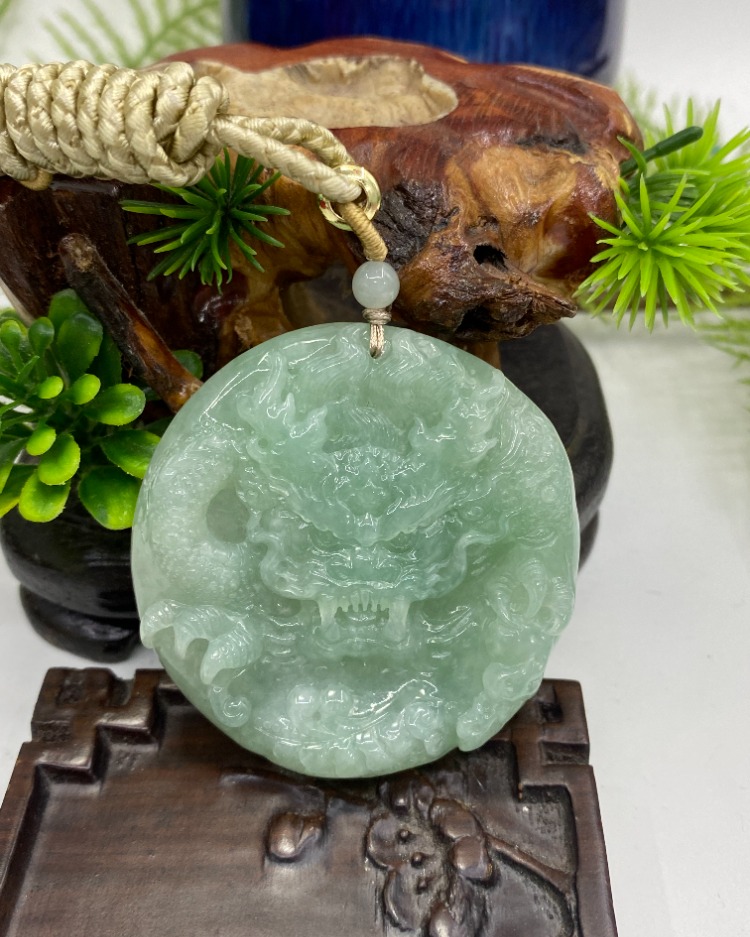 龙行天下