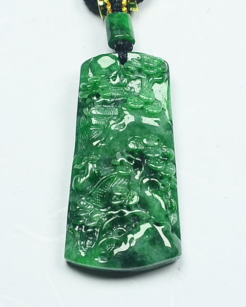 翠绿青山