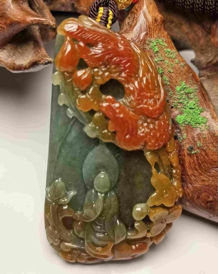 神凤护主