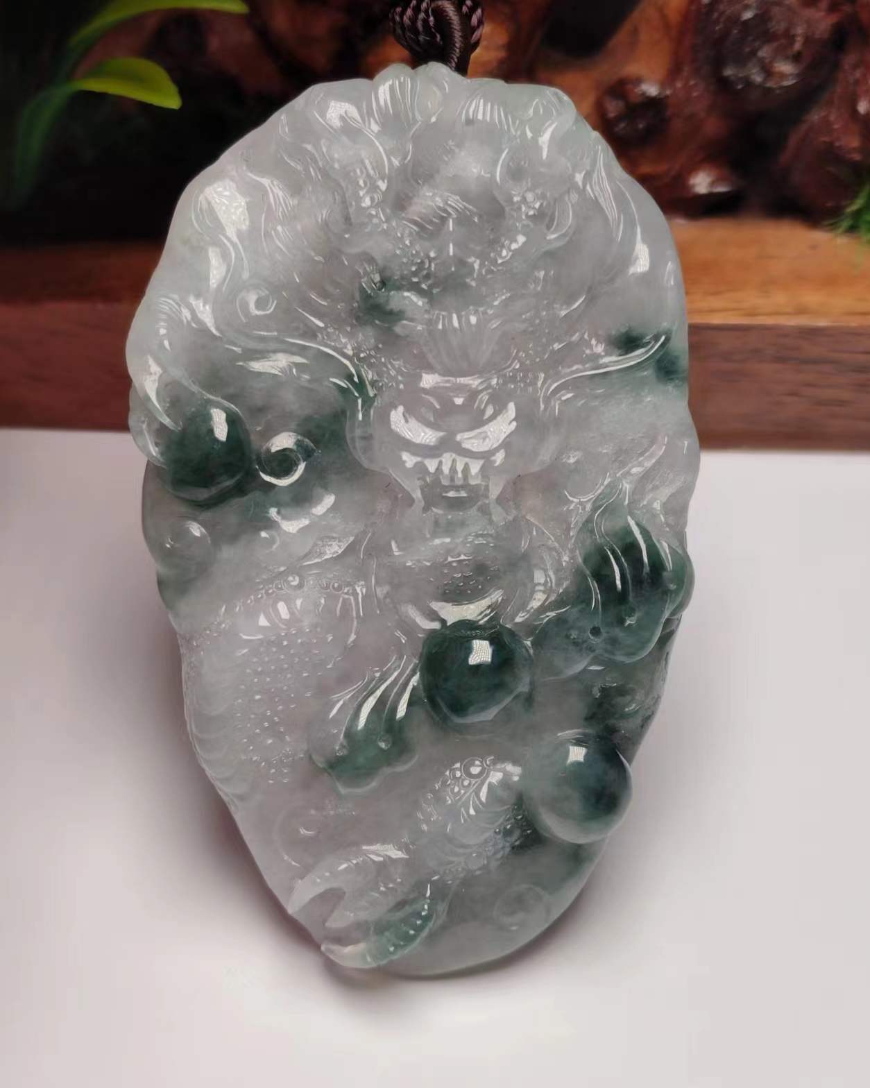龙行天下