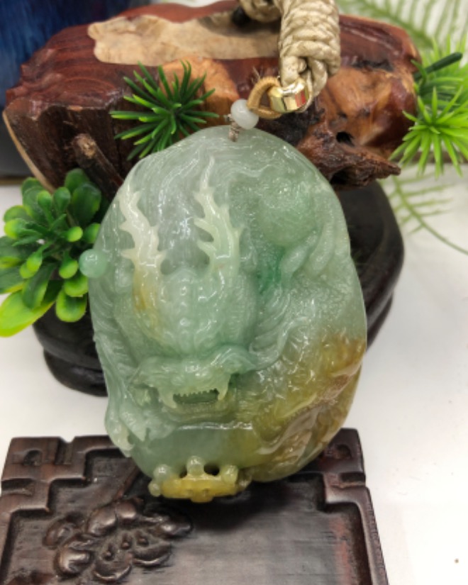 龙行天下