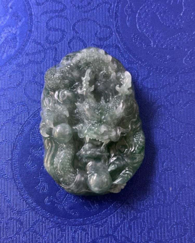 龙行天下