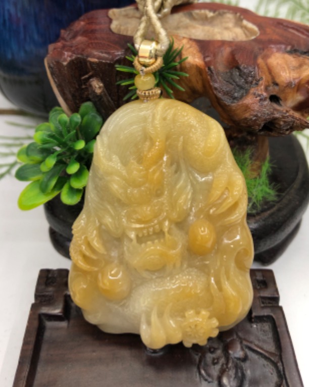 龙行天下