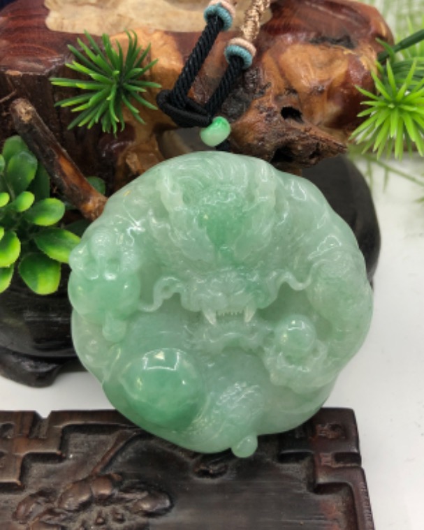龙行天下