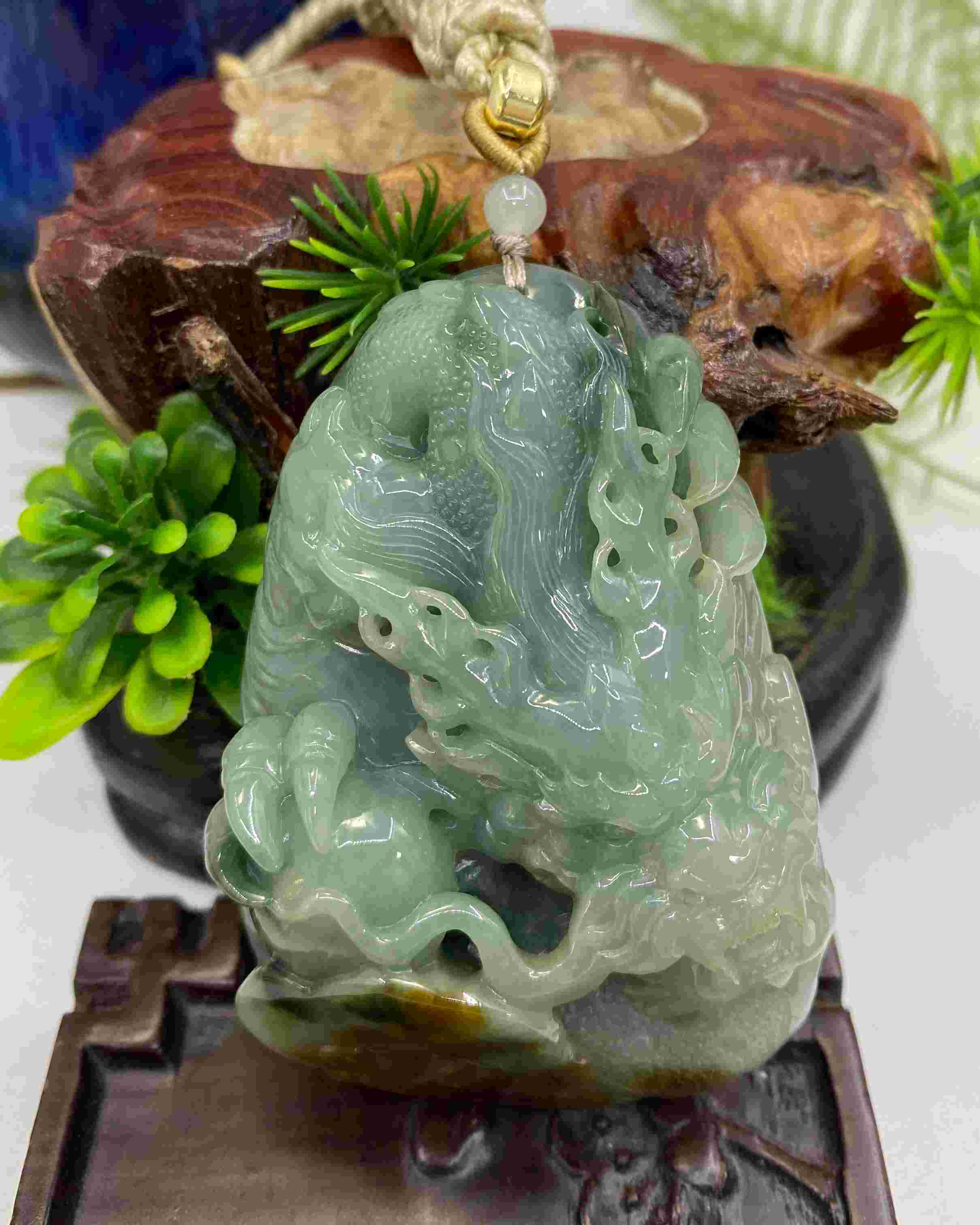 龙行天下