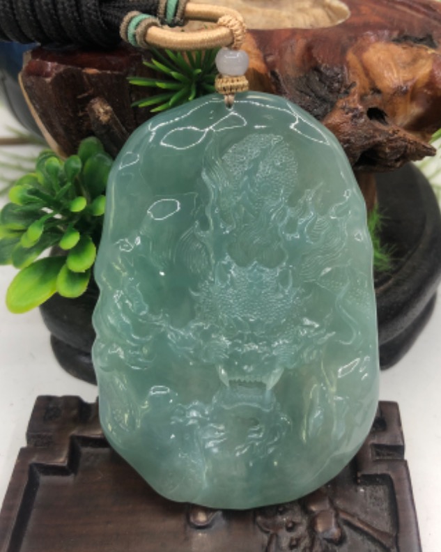龙行天下