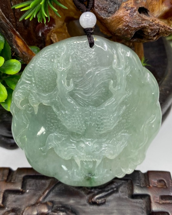 龙行天下