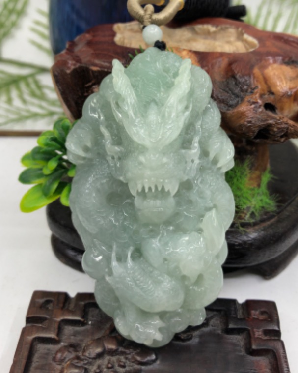 龙行天下